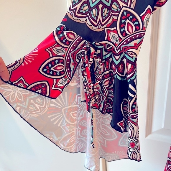 Paisley Grace Medallion Butterfly Sleeve Dress Size XXL - Picture 3 of 9